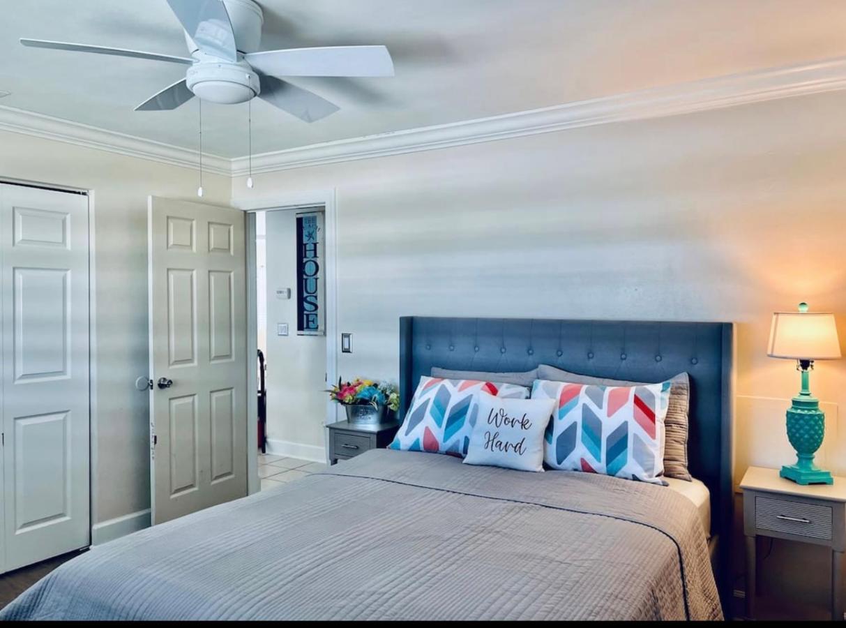 Cheerful Home With Two Bedrooms Cape Coral Kültér fotó