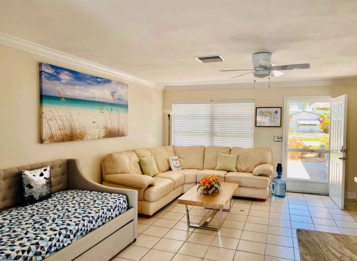 Cheerful Home With Two Bedrooms Cape Coral Kültér fotó
