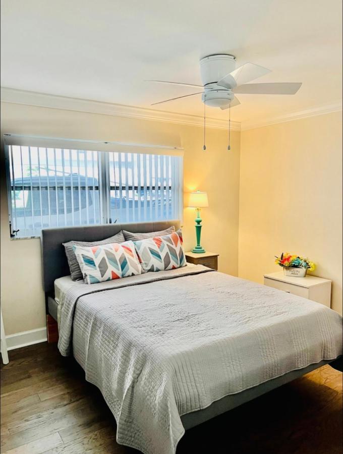 Cheerful Home With Two Bedrooms Cape Coral Kültér fotó